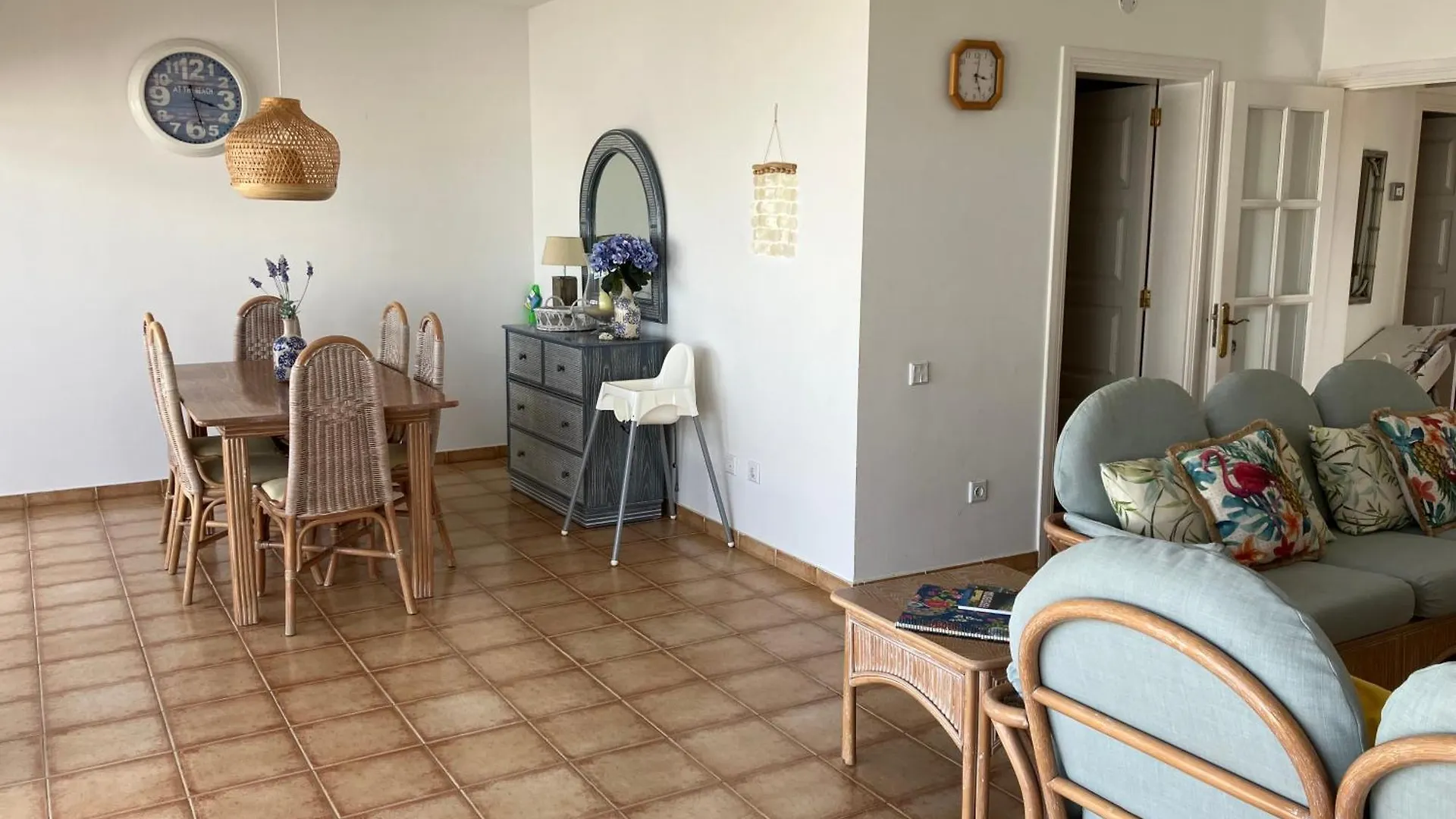 Beach House With The Heated Pool Next To Rocky Point Corralejo Španělsko
