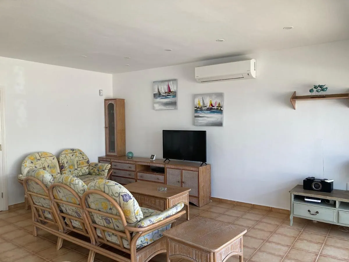Beach House With The Heated Pool Next To Rocky Point Corralejo Villa