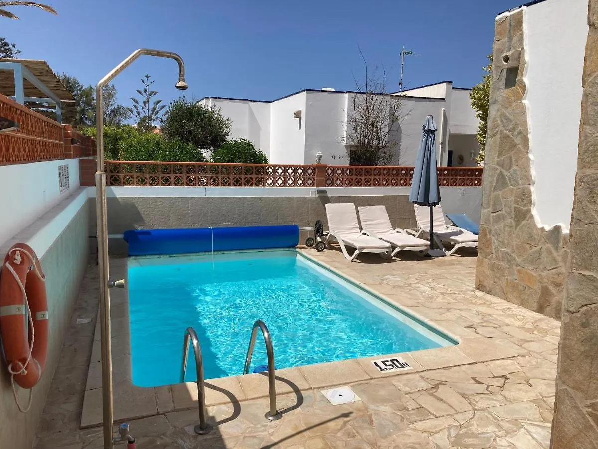 Beach House With The Heated Pool Next To Rocky Point Corralejo