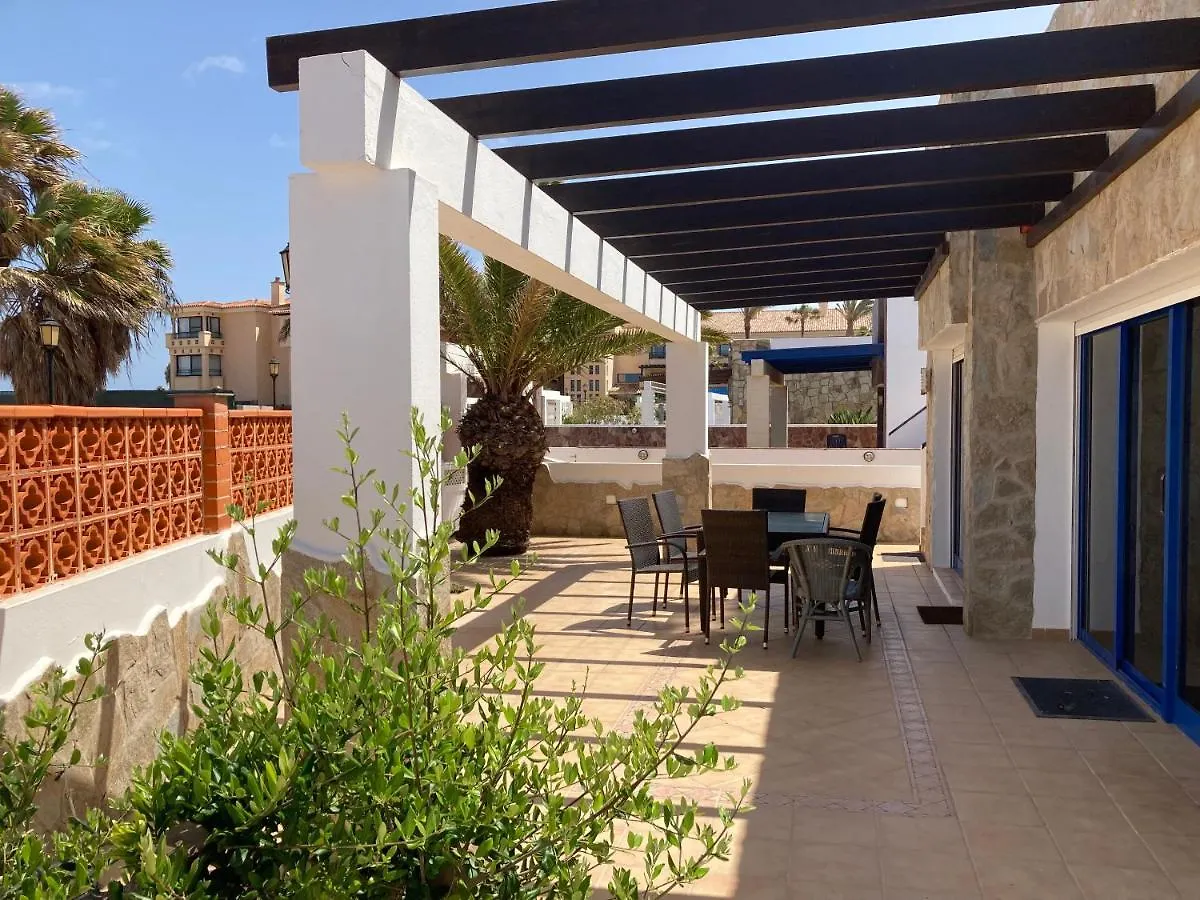 Beach House With The Heated Pool Next To Rocky Point Corralejo 0*,