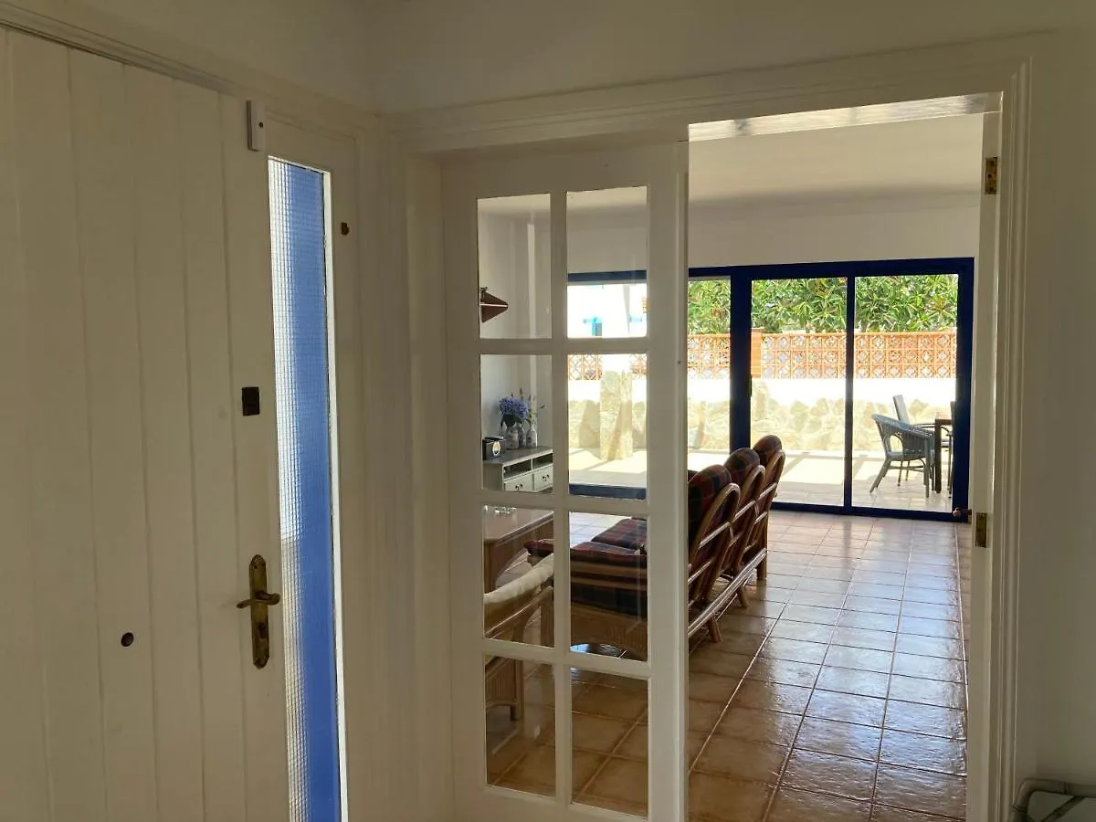 Beach House With The Heated Pool Next To Rocky Point Corralejo 0*,