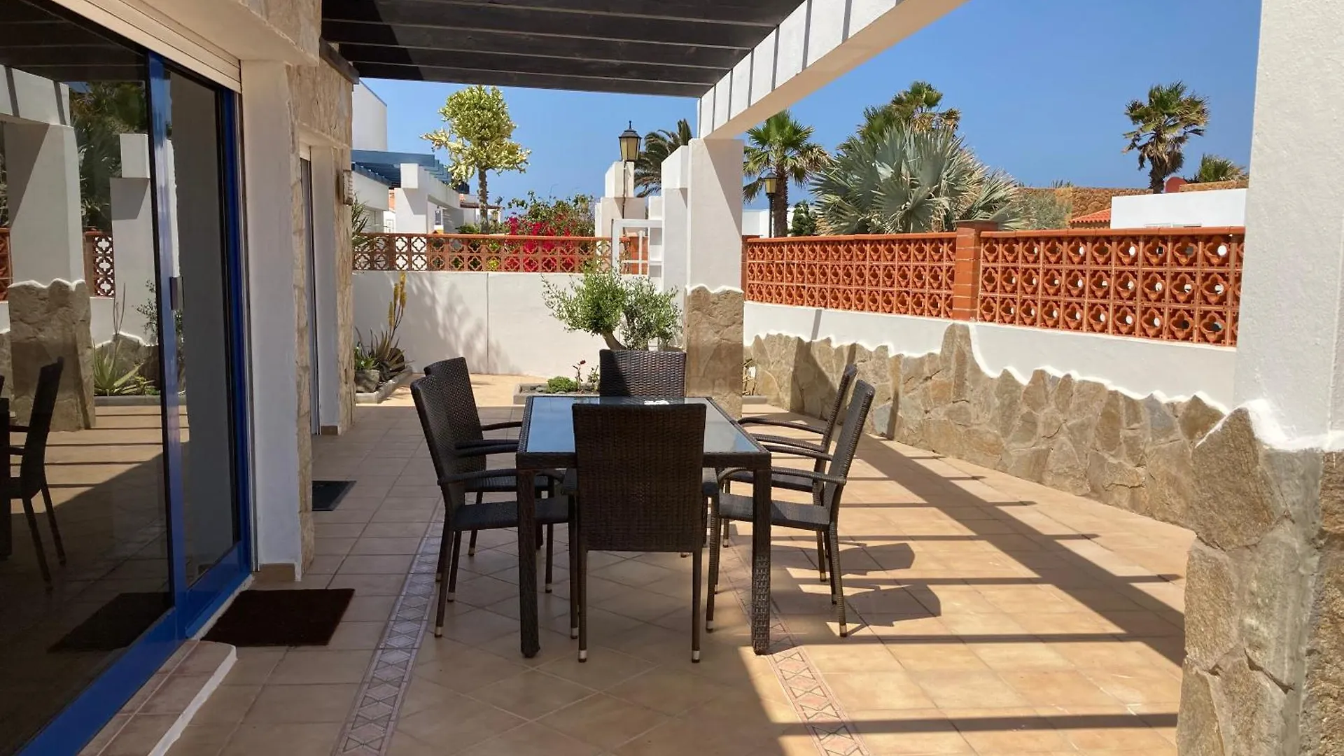 Beach House With The Heated Pool Next To Rocky Point Corralejo 0*,